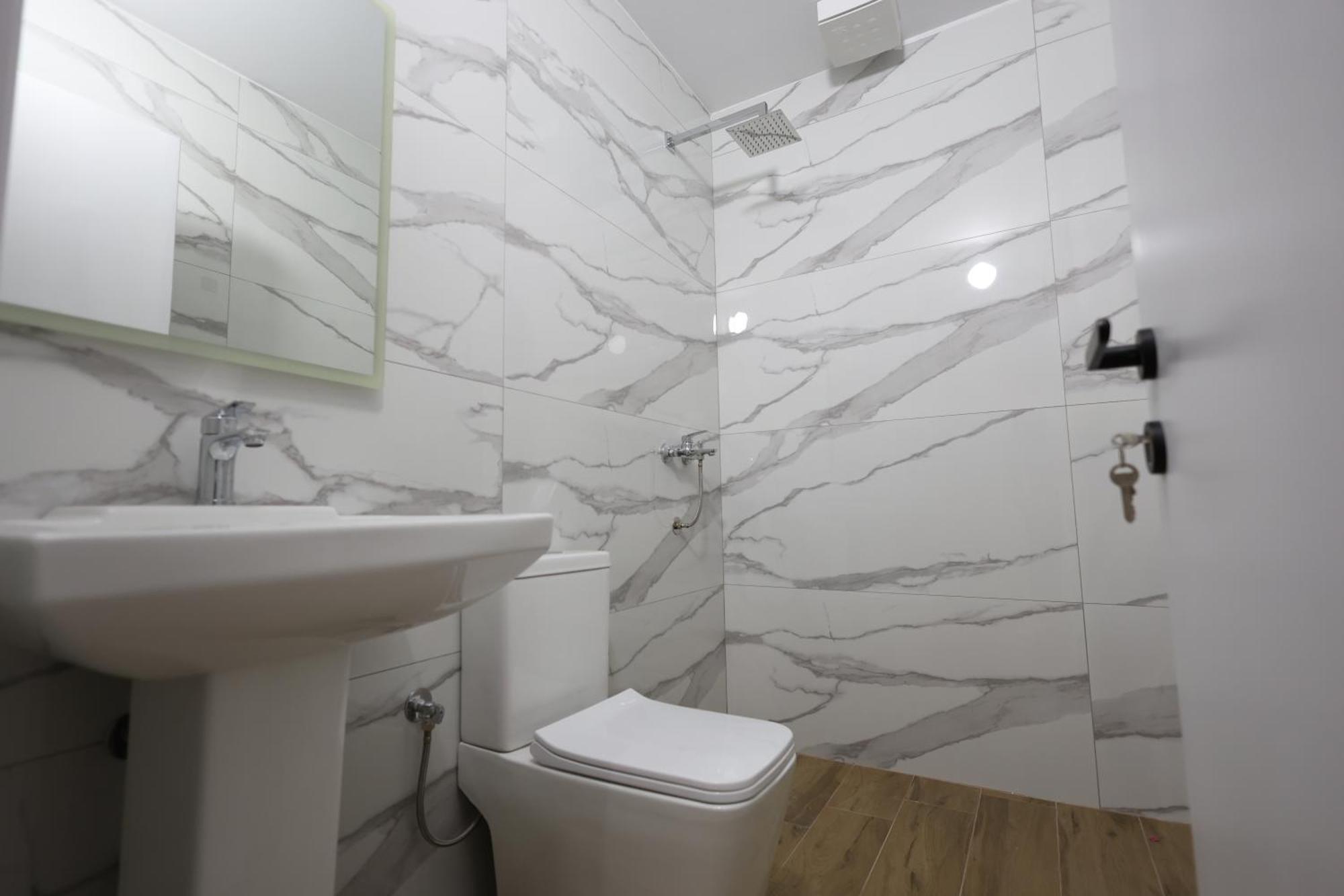 Guesthouse Aurel Berat Exterior foto