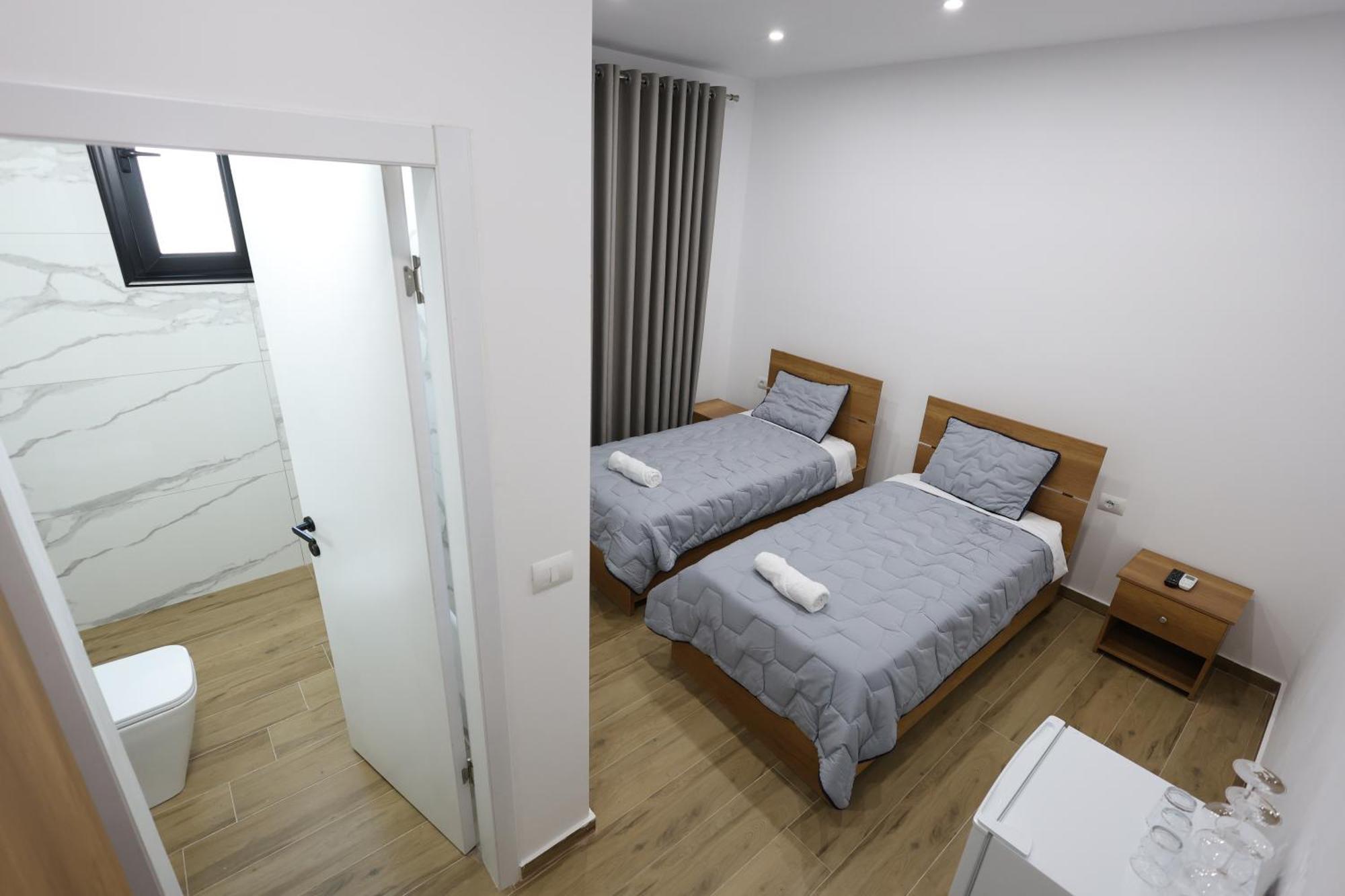 Guesthouse Aurel Berat Exterior foto