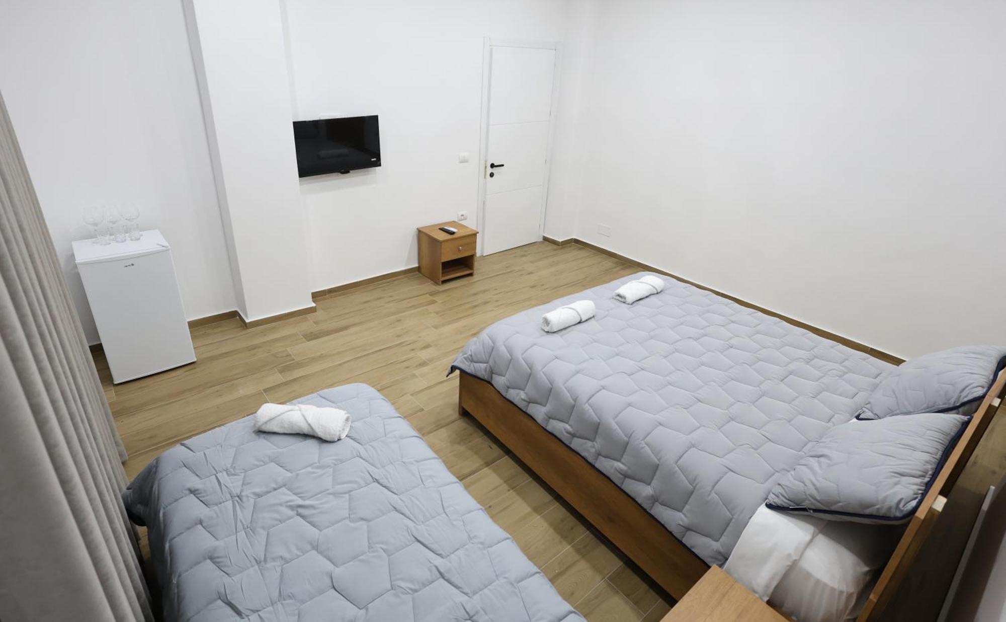 Guesthouse Aurel Berat Exterior foto
